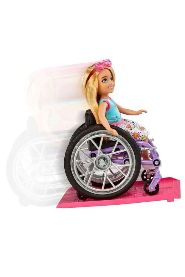 Barbie Chelsea Bebek ve Tekerlekli Sandalyesi HGP29